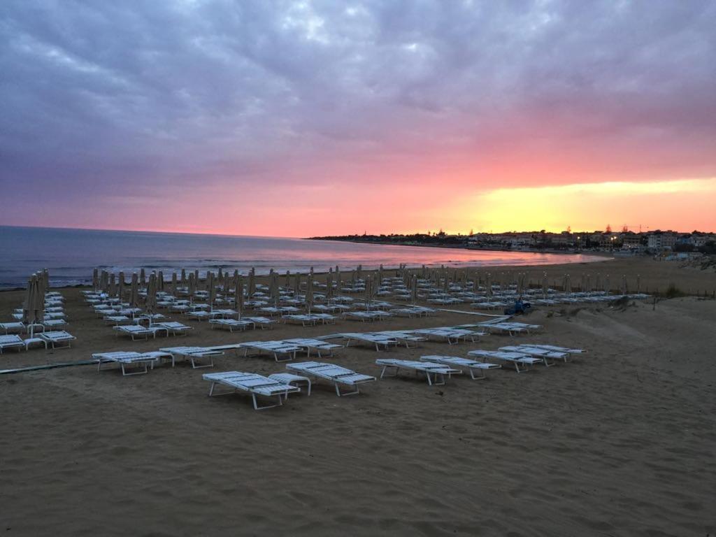 מרינה די מודיקה Modica Beach Resort מראה חיצוני תמונה