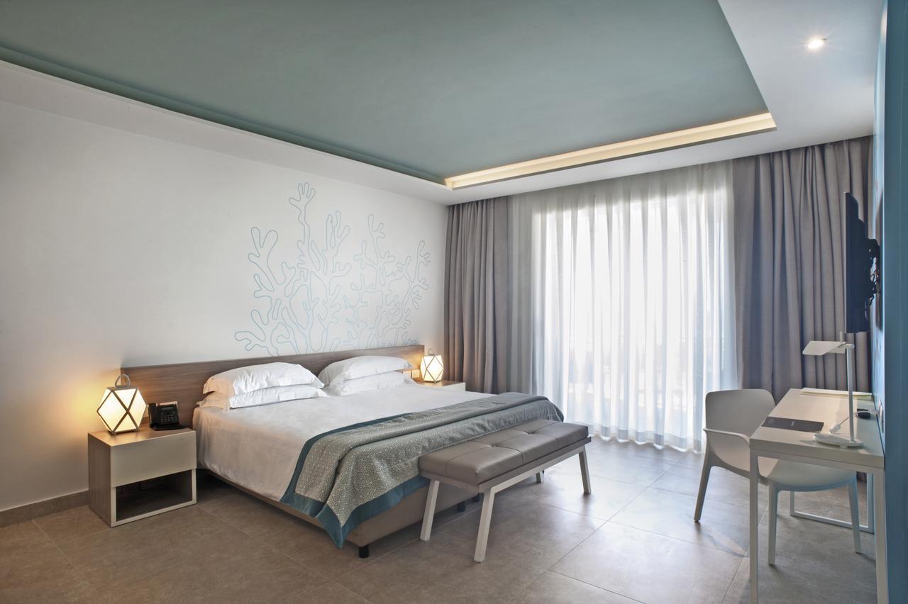 מרינה די מודיקה Modica Beach Resort מראה חיצוני תמונה